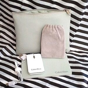 Calvin Klein Travel Laptop Optical Mouse & Mousepad Set - Totally Retro!